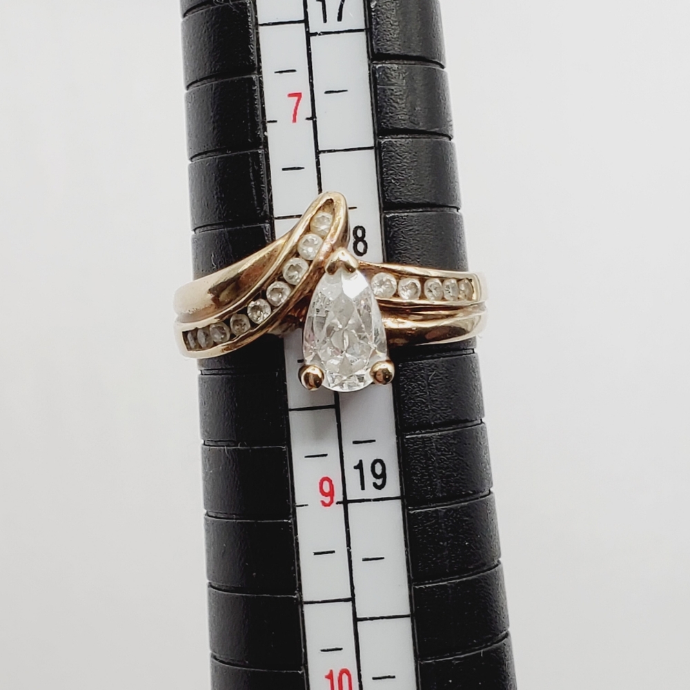 10k Solid Yellow Gold Pear Shaped Diamond & Round Diamond Wrap Ring - Picture 3 of 7